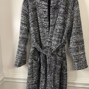 Barefoot Dreams Cozy Chic Belted Robe In Black and White Super Soft